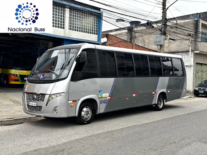 2012 - Volare W9 Fly 33 Lugares Executivo