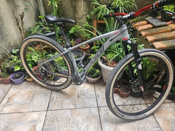 Bike OGGI 7.2 - Quadro 15 boost - Deore 11v