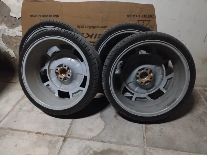 Vendo roda orbital 18