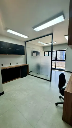Condomínio Infinity Corporate Center - Mobiliada e Decorada
