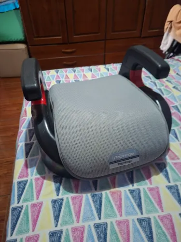 Cadeira Infantil Elevação de 15 a 36 kg 