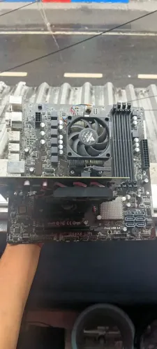 Kit amd A8 7600B + DATEN DA75PRO+placa de video gt 420--otimo para montar pc para jogos