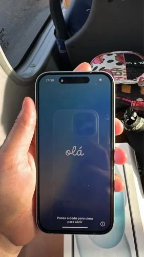 iPhone 15 de 256gb com 91% de bateria