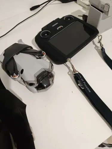 Dji Mini 4 Pro + acessórios (NÃO BAIXO O VALOR) 