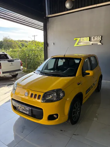 Fiat Uno Sporting 1.4 EVO Fire Flex 8V 4P 2012