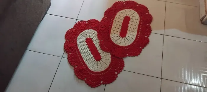 Par de tapetes em crochê 
