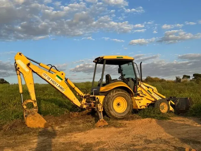 Retro escavadeira New Holland LB90