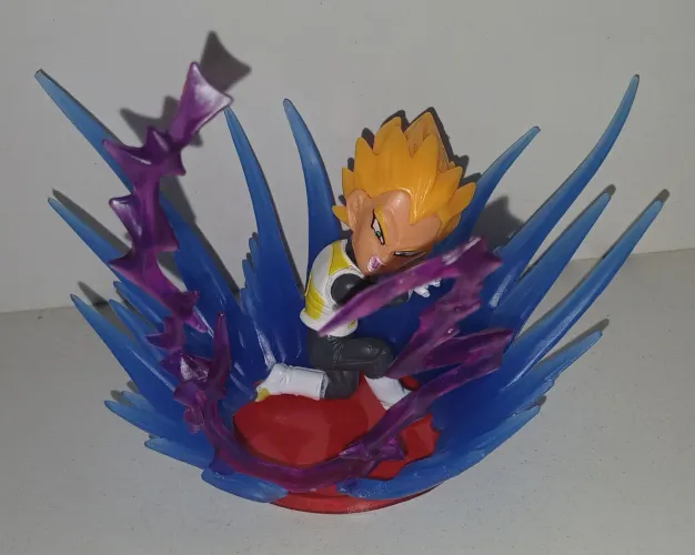 BONECO ACTION FIGURE MINIATURA DRAGON BALL VEGETA SUPER SAIYAJIN COM EFEITO DE PODER
