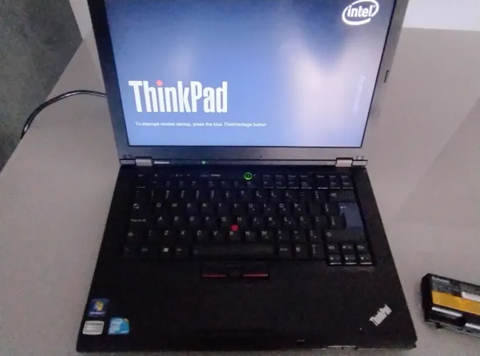 Notebook Lenovo trinkpade T410 i5 SSD 128gb com erro low bateria