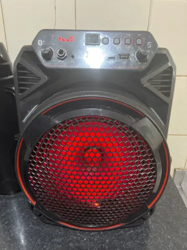 Caixa Amplificada Mondial CM-150 - 150W com Bluetooth, USB, Rádio FM e Função TWS