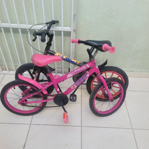 Vendo 2 bicicletas aro 16 em bom estado
