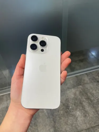 iPhone 16 pro 128 gb