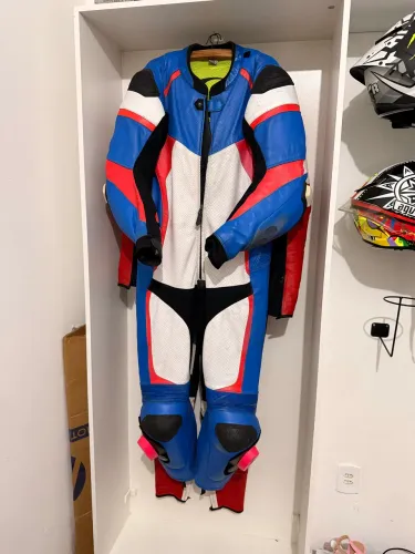 Vendo macacão moto 