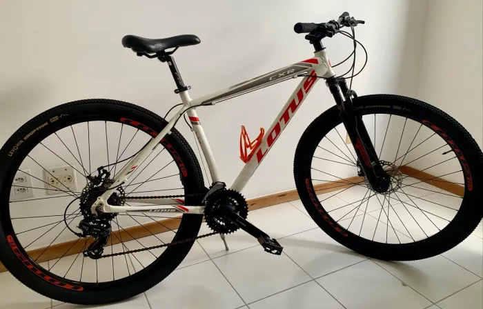 Bicicleta Lotus CXR Aro 29