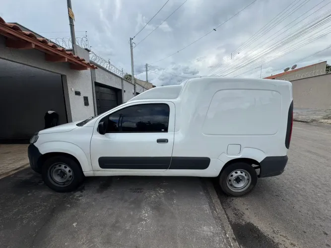 Fiat Fiorino Furgão Work. Hard 1.4 Flex 8V 2P 2018