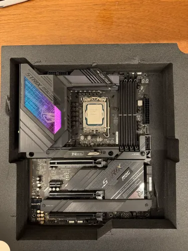Kit Asus Strix Z690-E + Intel Core i9-12900KF