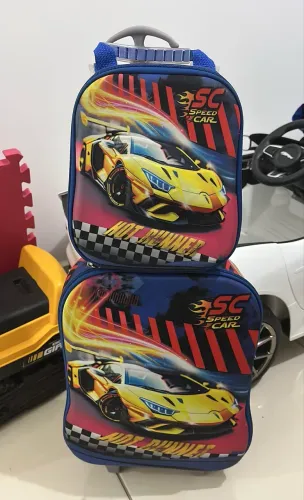 Vendo mochila infantil menino