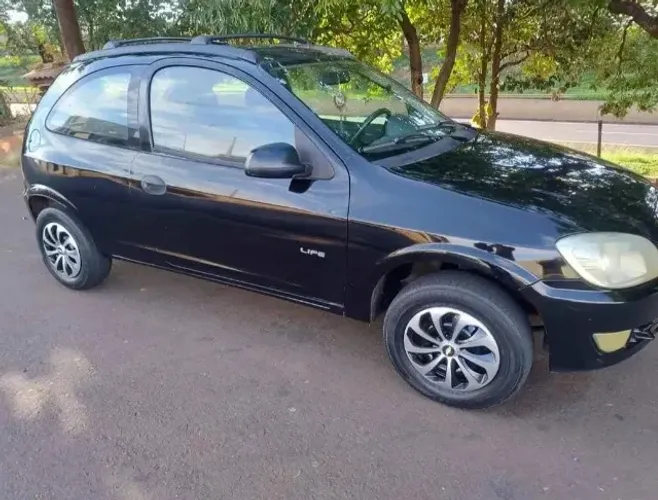 Chevrolet Celta Life/ LS 1.0 MPFI 8V Flexpower 3P 2011