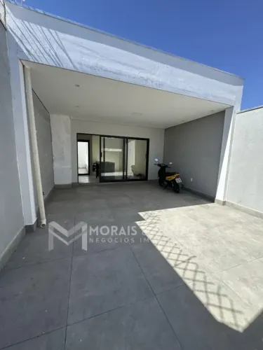 CASA À VENDA NO BAIRRO MONTE BELO MONTES CLAROS MG