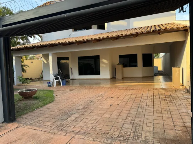 Alugo casa - ARSE 41 (404 Sul)