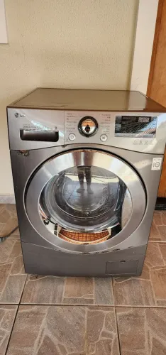 Vendo lava e seca LG para conserto!