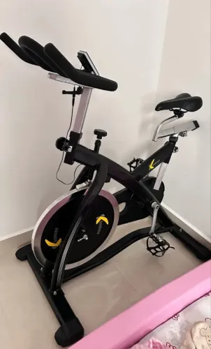Bicicleta Spinning Konnen Fitness STD-68W | 18kg | Estado de Nova