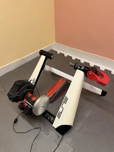Rolo de Treino Elite Rampa Smart Interativo - Zwift / Kinomap - Ótimo Estado