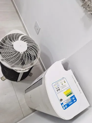 Ar-Condicionado Split Hi Wall Springer Midea 12000 BTUs Frio