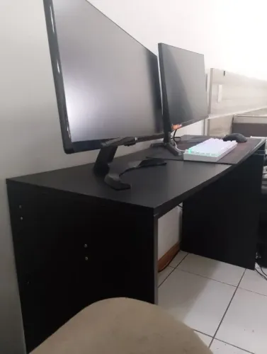 Escrivaninha Preta 2 Gavetas Politorno