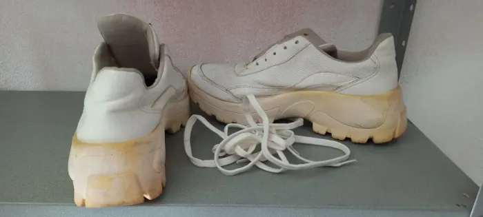 Tenis via marte alto bco tam 38.....há outros modelos e tamanhos zap: *