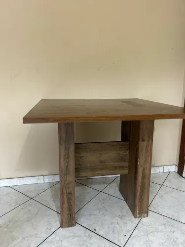 Mesa simples madeira