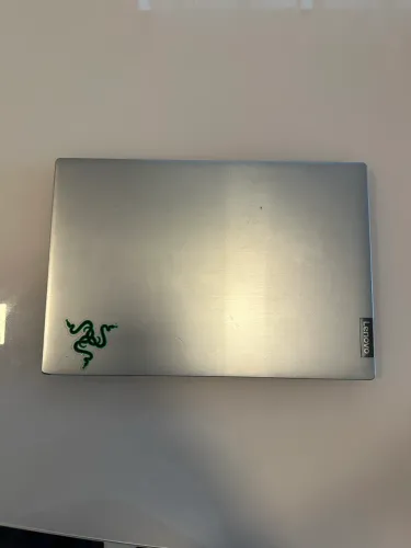 Vendo notebook lenovo s145 ideapad em perfeito estado de conservação 