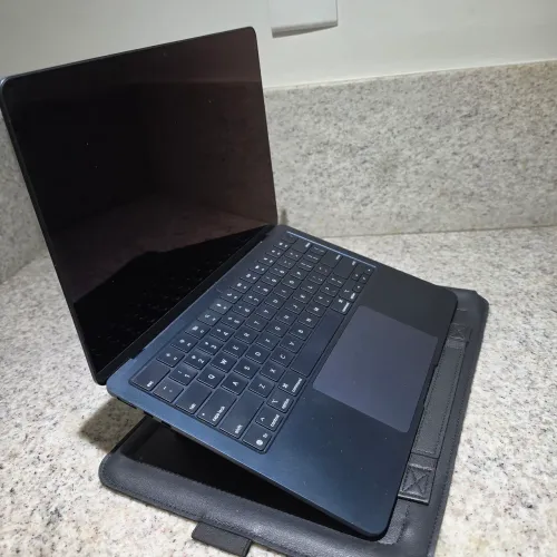 MACBOOK AIR M4 13.6" 16/512 - Bat. 34 ciclos ESTADO DE ZERO