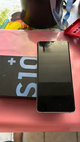 Samsung s10 Plus