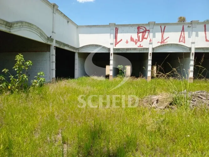 Prédio Comercial a Venda no Bairro de Interlagos