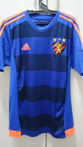 OFERTA: Camisa Sport Adidas, tamanho P 2015
