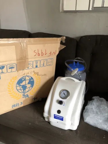ASPIRADOR HOSPITALAR DE SECREÇÃO ELETRICO 100 - 220W 
