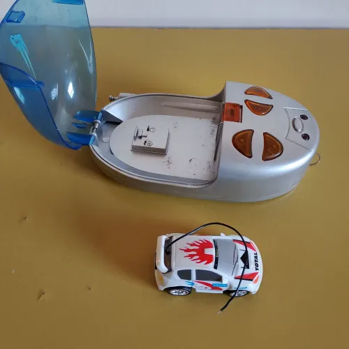 Mini carrinho controle remoto