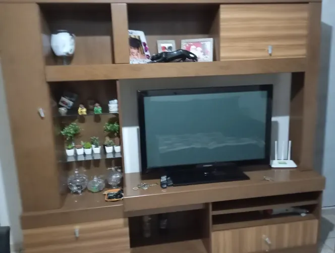 Estante de sala