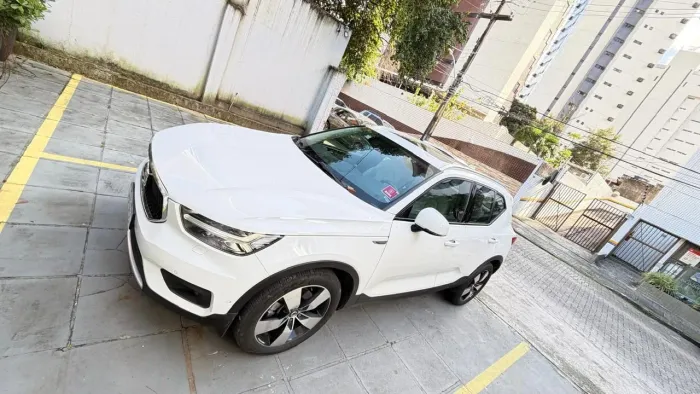 Volvo XC40 T-5 Momentum 2.0 252cv AWD 2018