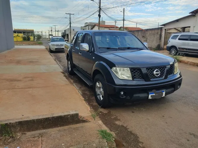Nissan Frontier XE CD 4X2 2.5 TB Diesel 2013