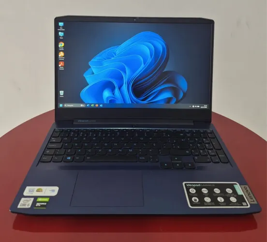 Notebook Gamer Lenovo Core I5 10th com 256Gb SSD e placa de vídeo 