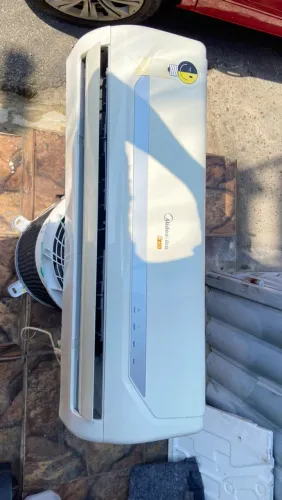Ar-condicionado Split 12.000 btus INSTALADO