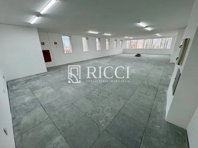 Sala Comercial à Venda no Gonzaga, Santos RICCI