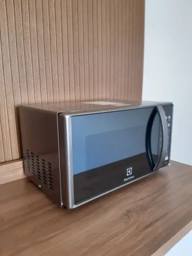 Microondas Eletrolux Inox Seminovo