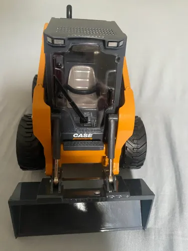 Miniatura bob cat original case 1/16