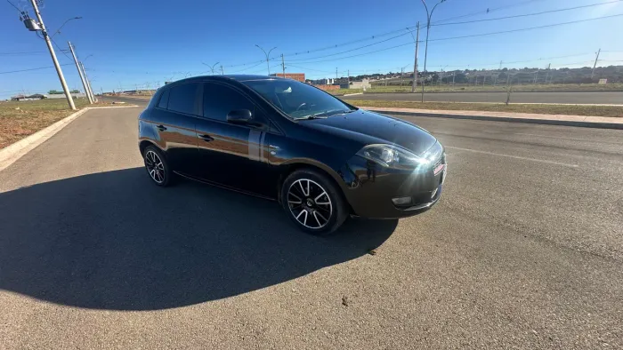 Fiat Bravo Sporting 1.8 Dualogic Flex 16V 5P 2013