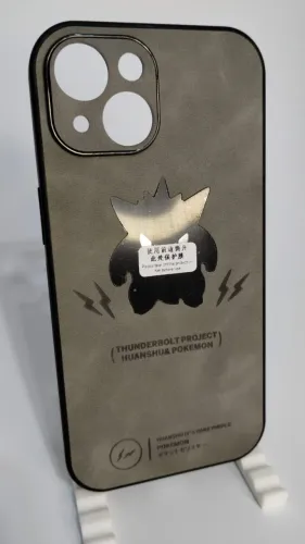 Capinha Pokemon soft touch para iPhone 15