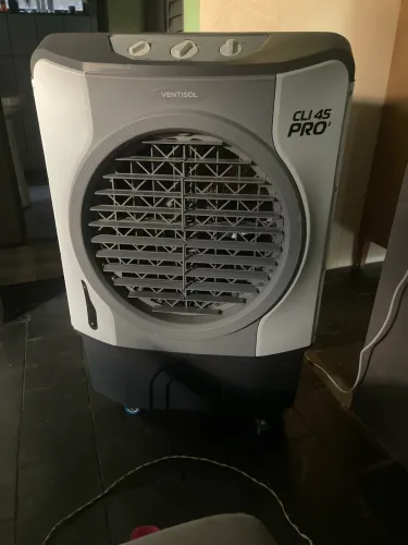 Vendo climatizador de ar 45 litros 