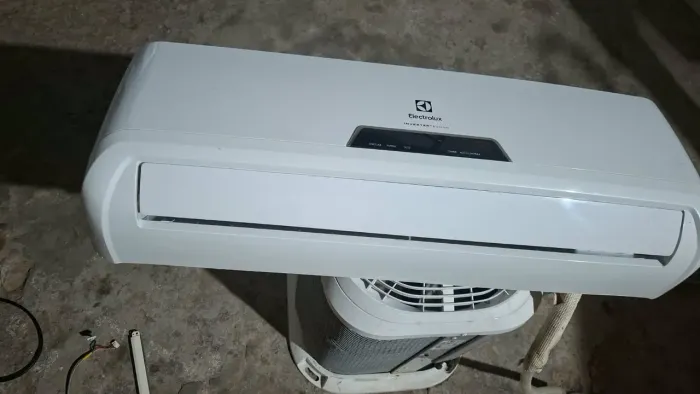Vendo Ar-condicionado Electrolux 9 mil btus
